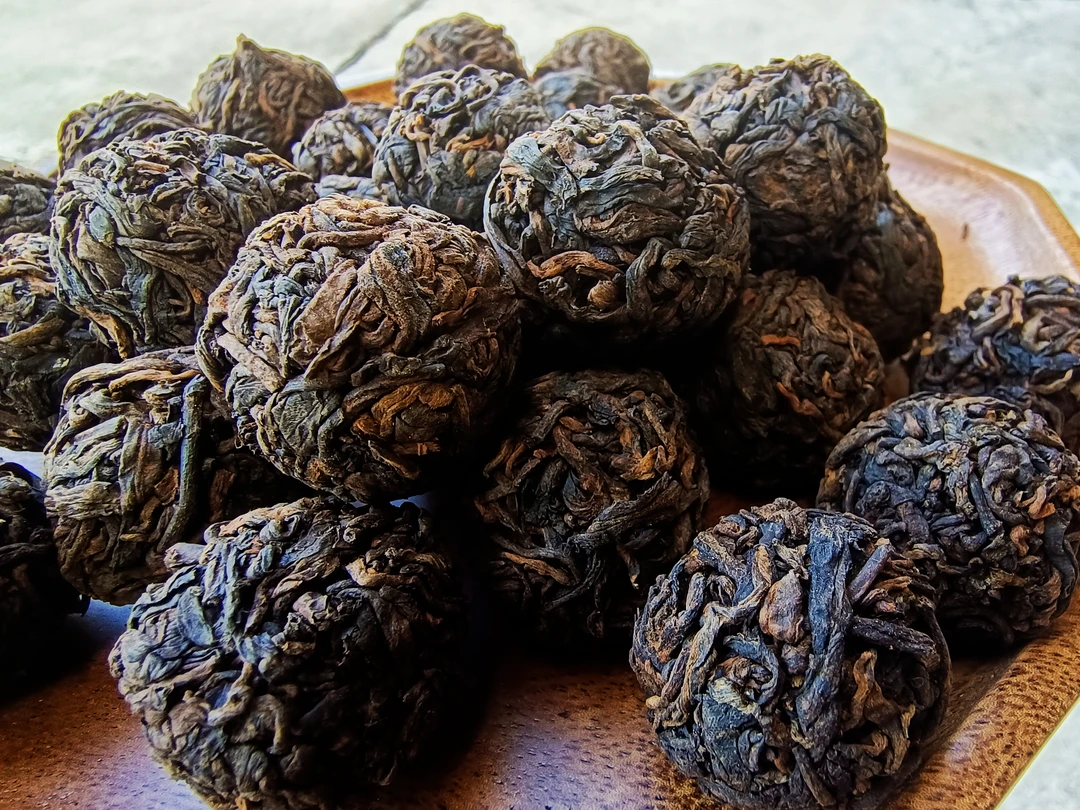 冰岛老寨12号 熟茶龙珠20颗