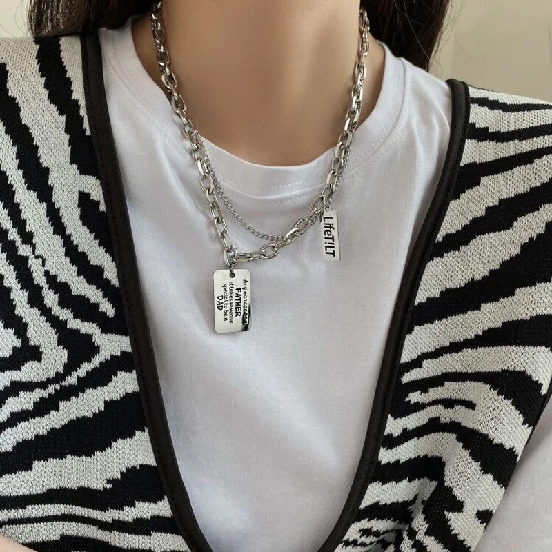 钛钢项链 朋克暗黑方牌字母锁骨链潮流ins个性街头美式嘻哈款项链