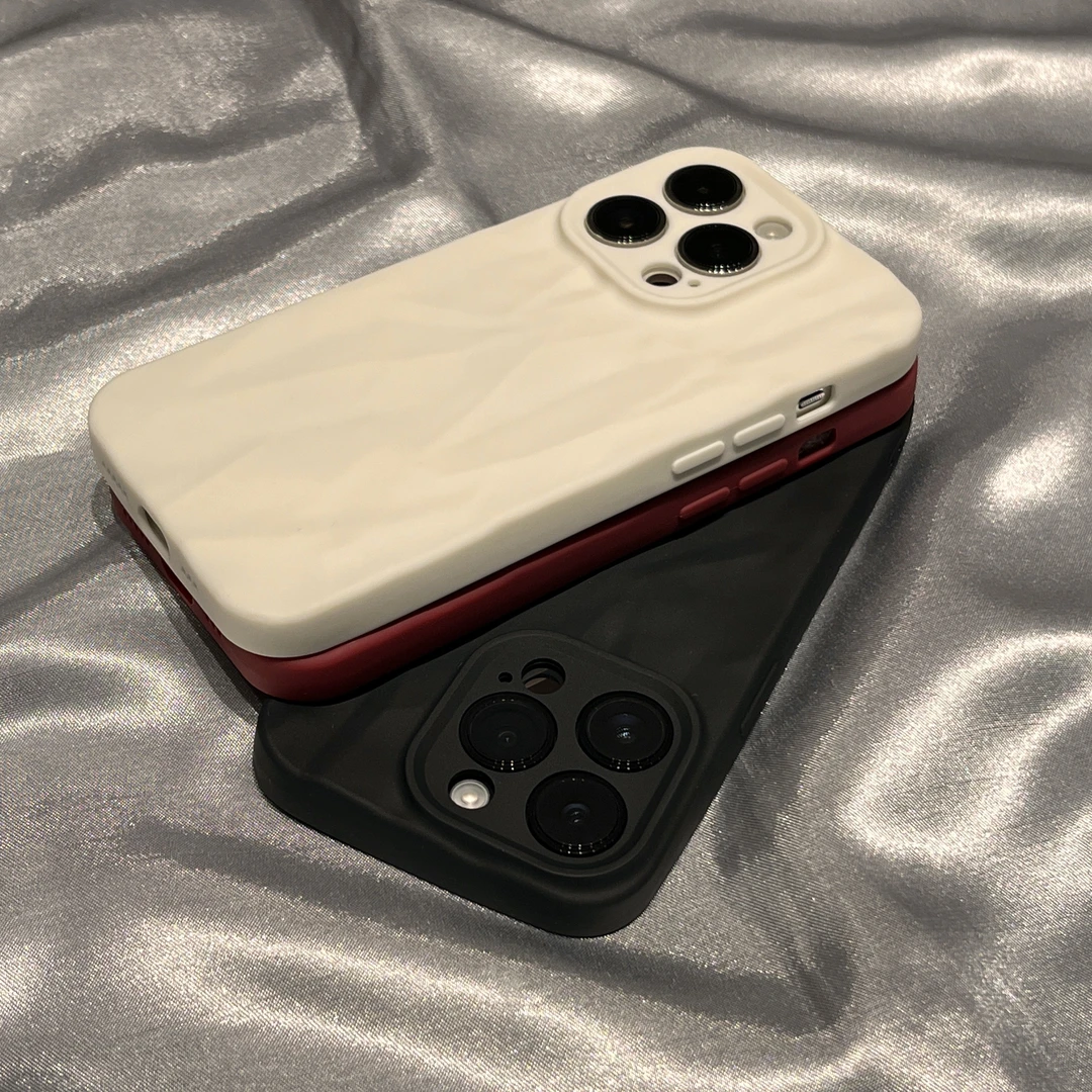 叮霖黑色磨砂褶皱iPhone15/14promax手机壳苹果13/12/11软套xr壳