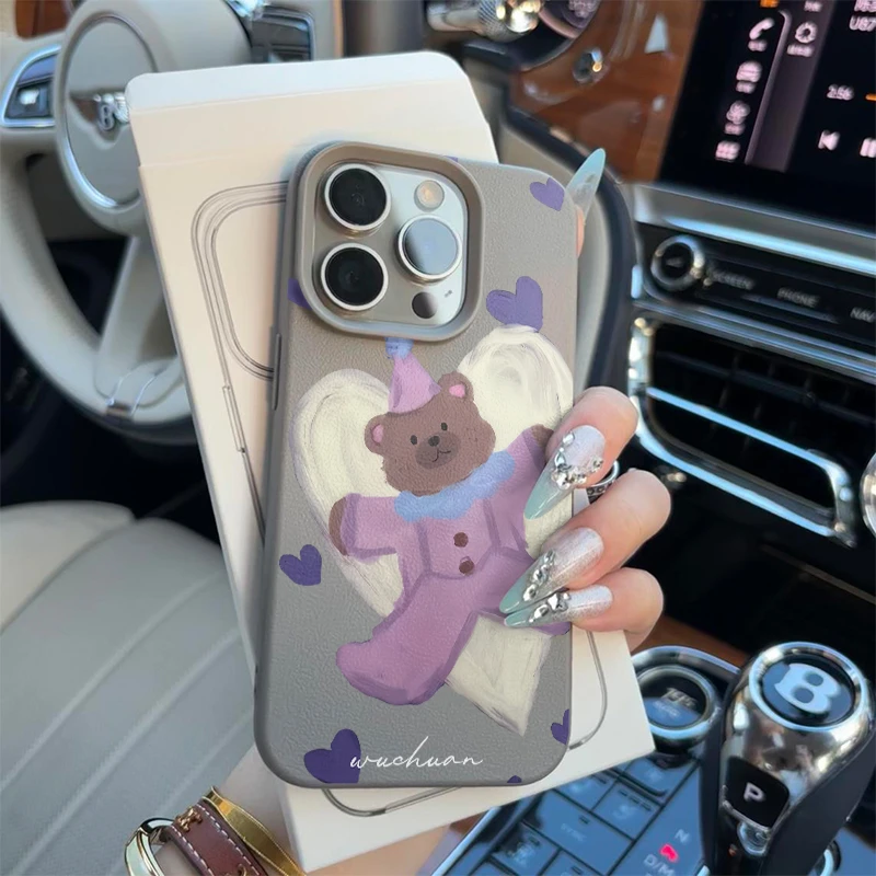 奥菲顿爱心紫衣小熊适用iPhone16/15pro荔枝纹14苹果13手机壳12套