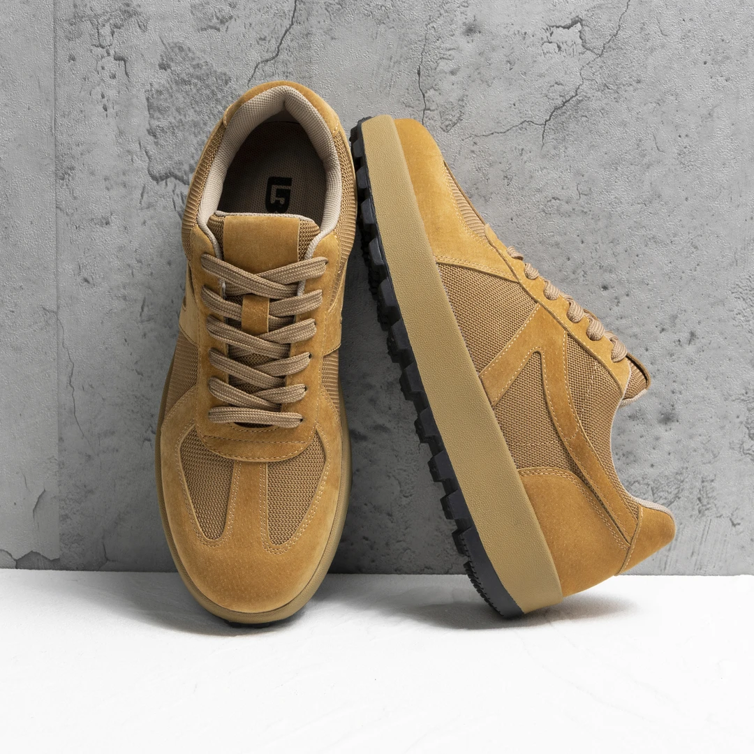 2025新款秋季男士透气网面休闲鞋软底德训复古低帮厚底轻便男鞋