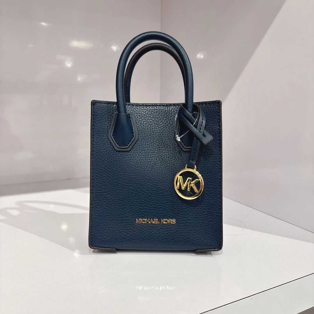 MICHAEL KORS/迈克高仕海外好物【有吸扣】藏蓝迷你Mercer琴谱包