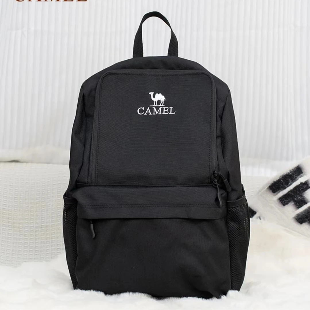 骆驼户外幻影黑轻便时尚运动双肩背包574C673606