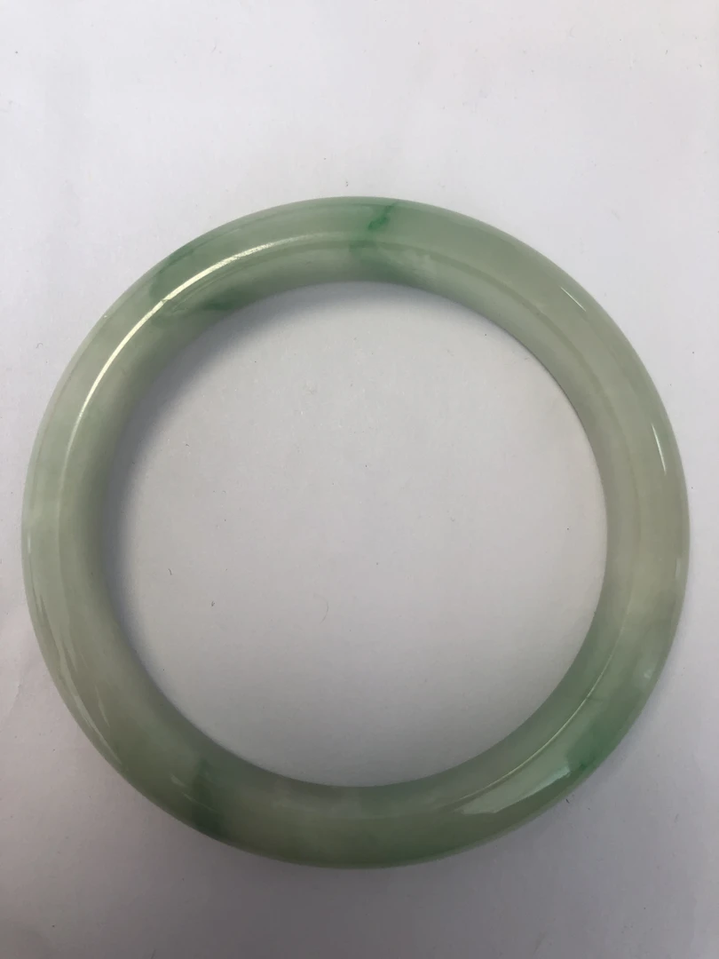 F741 缅甸翡翠手镯圈口: 63.5