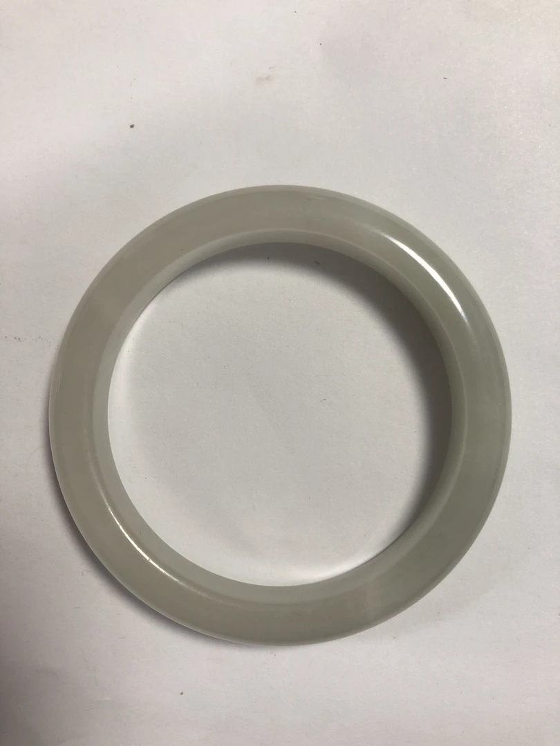 F673 缅甸翡翠手镯圈口: 56.5