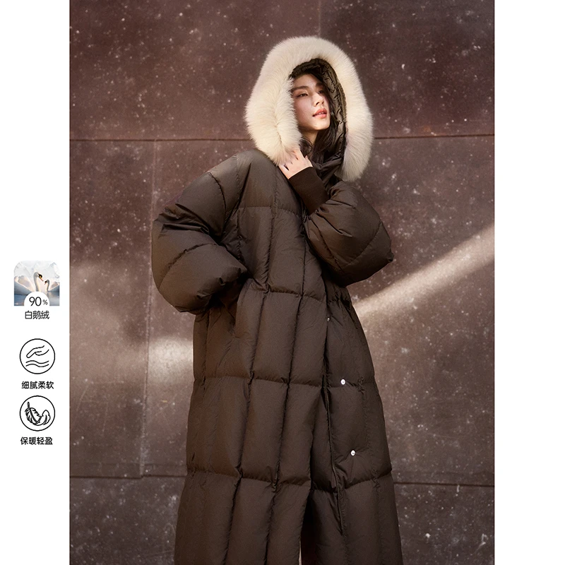 初棉【11.15上新】狐狸毛领大灯笼袖羽绒服356615020