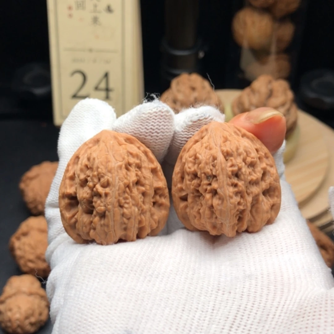 【闪购商品】文玩核桃吊坠31+密纹