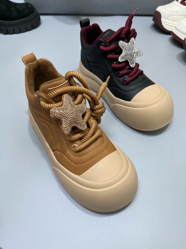 孤品清库，加薄绒牛皮软底娃娃圆头休闲鞋R52-930