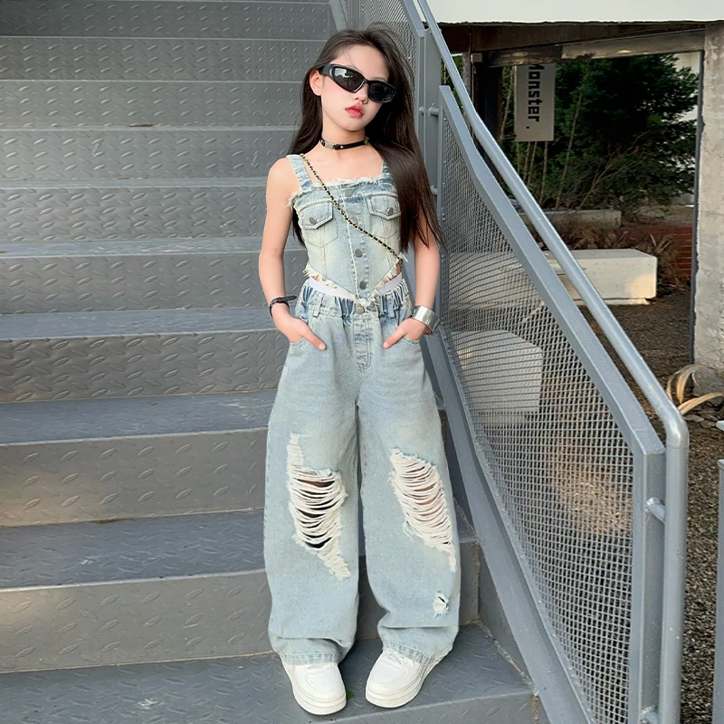 女童2024夏季复古牛仔套装港味吊带背心破两件套中大童洞阔腿长裤