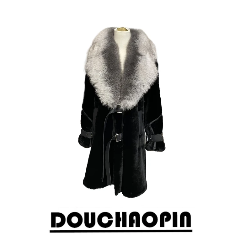 【DCP•Flagship store】83601 新款时尚轻奢狐狸毛皮毛一体外套