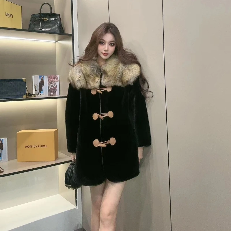 【DCP•Flagship store】22507-B 黑色时尚设计师皮毛一体狐狸毛外套