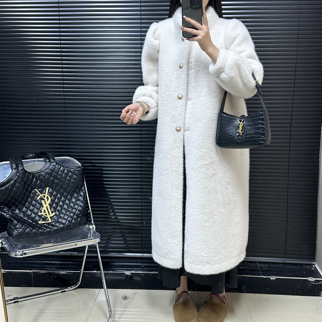 2024秋冬新款高级感中长款过膝气质外套时尚保暖毛毛上衣皮毛一体