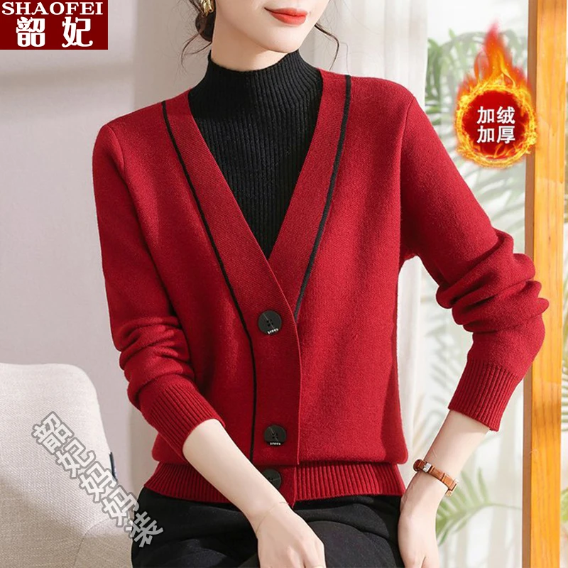 妈妈冬装新款洋气假两件加绒加厚毛衣中老年女针织打底衫保暖上衣