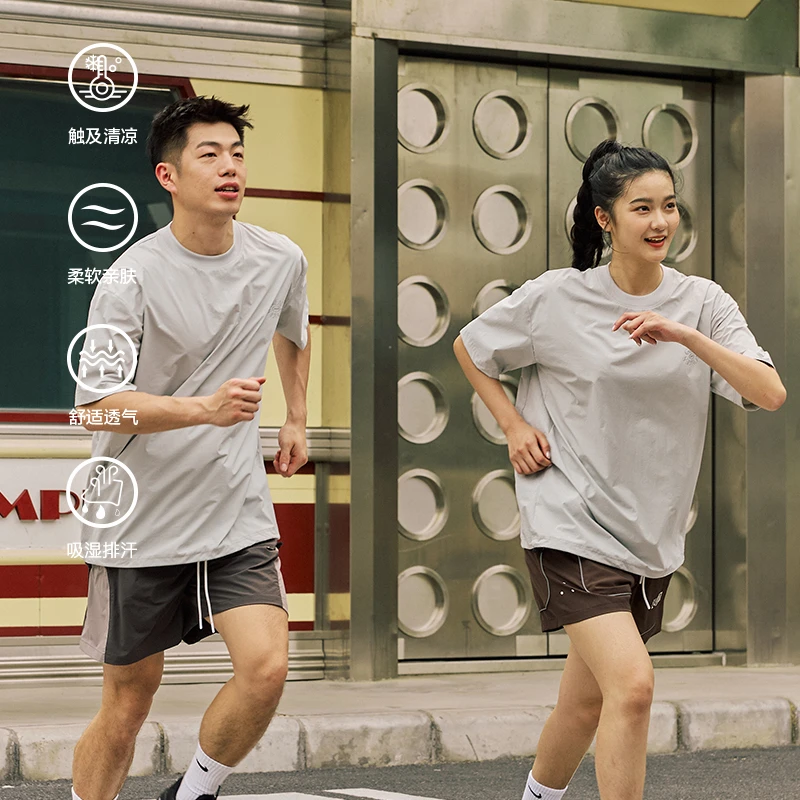 LUSHISI伟大航行主题反光印花短袖轻薄速干索罗娜罗纹领凉感t恤男