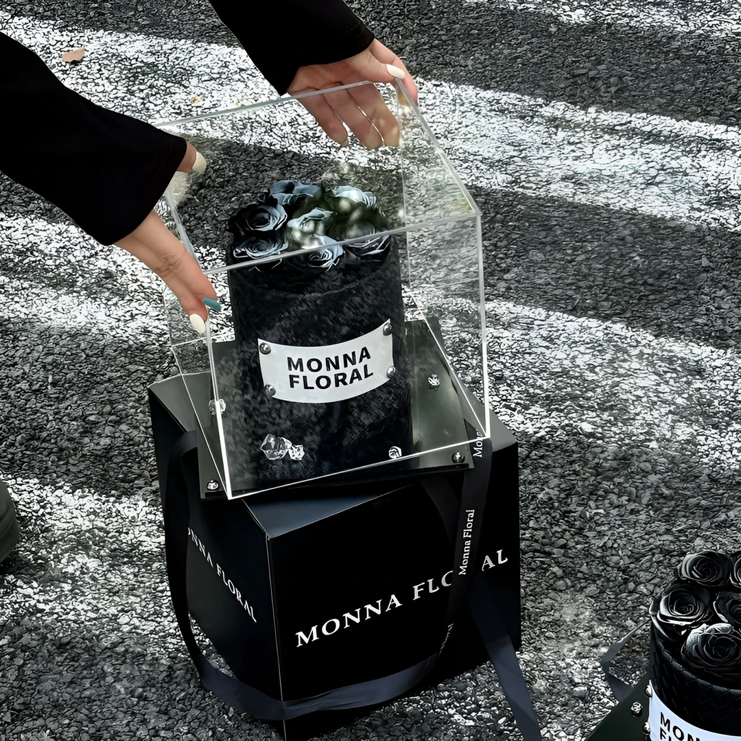 「蒙纳」奢华抱抱桶永生花情人节生日礼物限定雅丹风玫瑰永生花