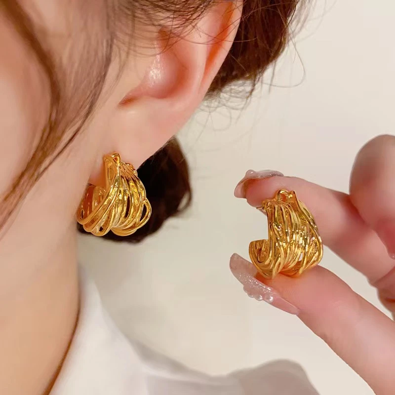 网红爆款复古港风耳环2023新款小众设计感高级耳饰女轻奢气质耳圈