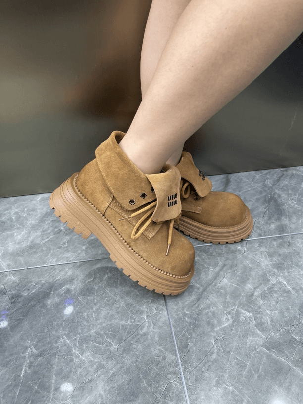 早秋两穿厚底短筒短靴可翻前系带擦色马丁鞋百搭机车工装女靴