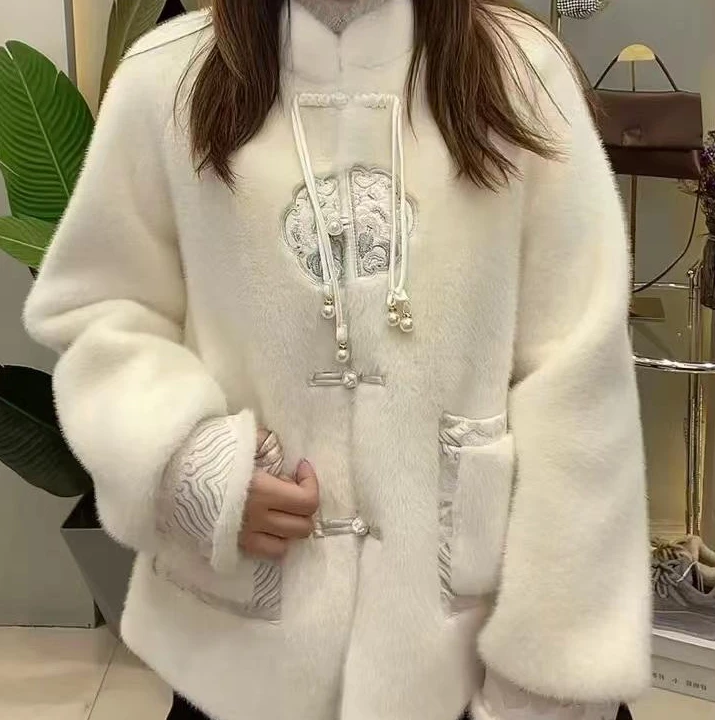 6178 秋冬新女士国风盘扣时尚外套 三楼 新