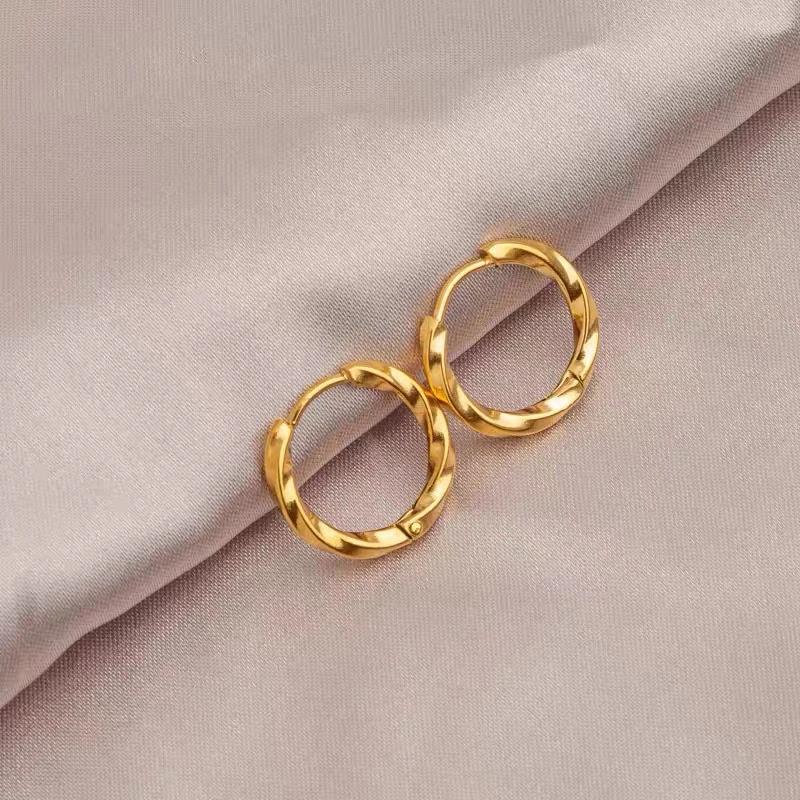 铜合金耳饰 【莫比乌斯耳圈】简约线条扭线耳扣女款时尚百搭耳环