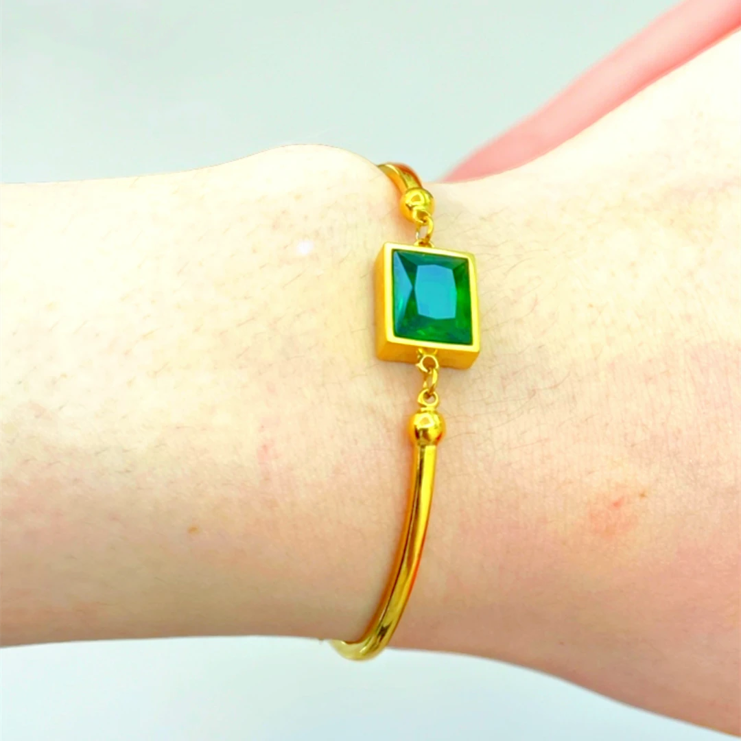 钛钢手链 时尚气质轻奢绿色百搭简约小众金色镶嵌素款可调节精美