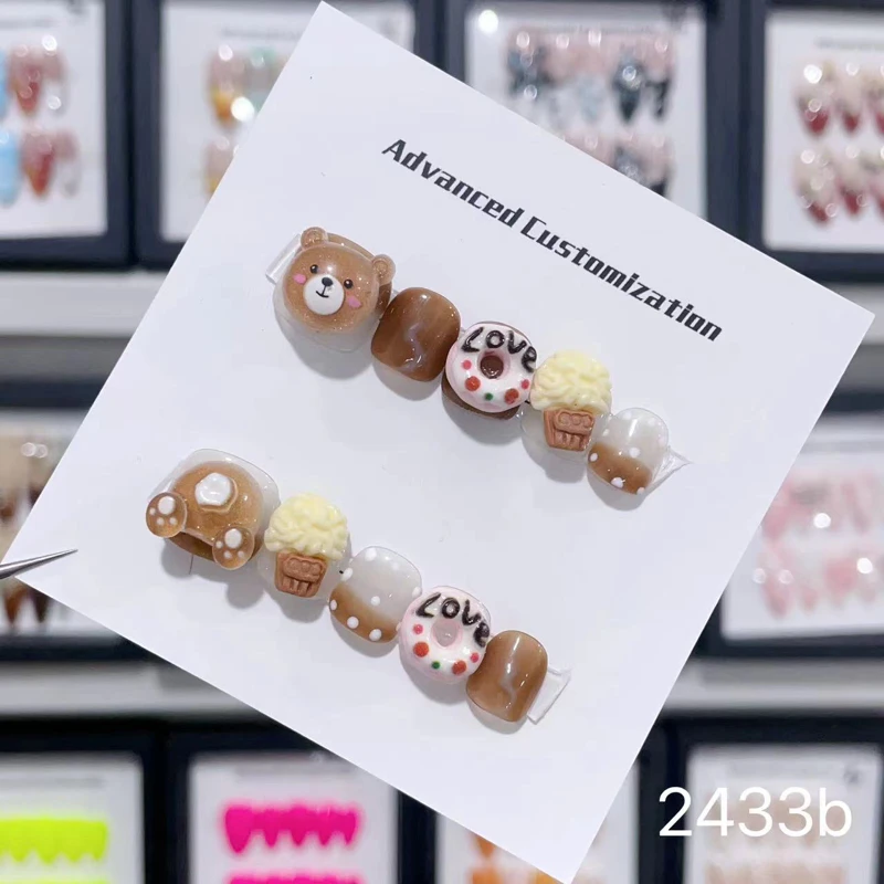 小朋友穿戴甲手工3-12岁小女孩美甲短款穿戴式可爱立体新年25新款