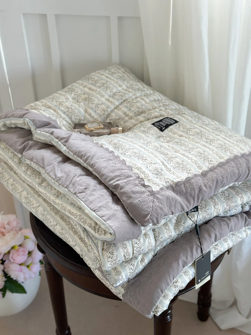 【L·W梨窝】法式花边春秋被 云朵超柔针织被 （躺在云朵般的感觉）