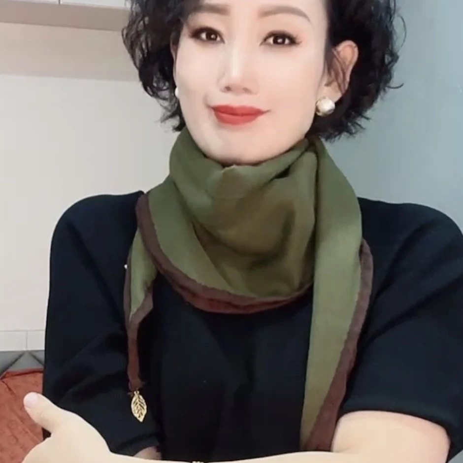 复古色系挂坠双层柔软保暖双色文艺装饰中国结双百搭时尚气质围巾