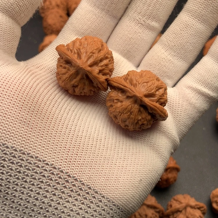 【闪购商品】文玩核桃吊坠J****t