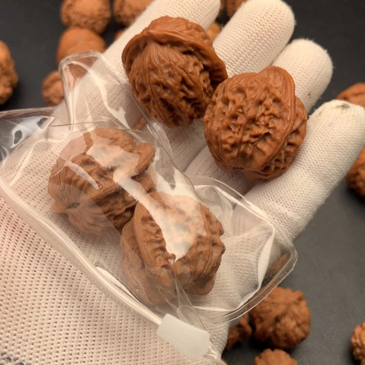 【闪购商品】文玩核桃吊坠馒*?