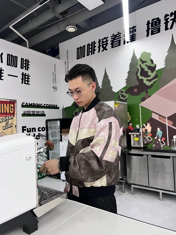 巴黎风赛车PU皮革拼接外套