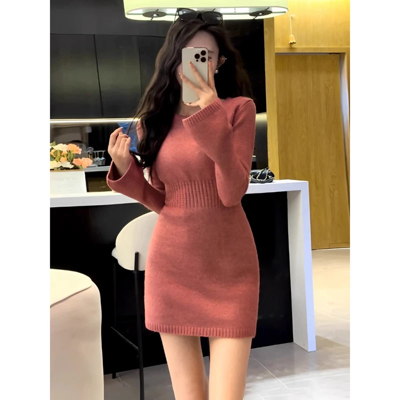 法式粉色打底长袖针织连衣裙2025新款女秋冬季修身内搭包臀短裙子