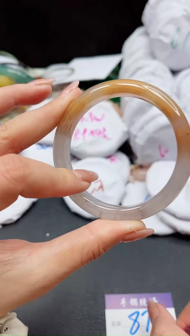 【闪购商品】石英质玉手镯未镶嵌878