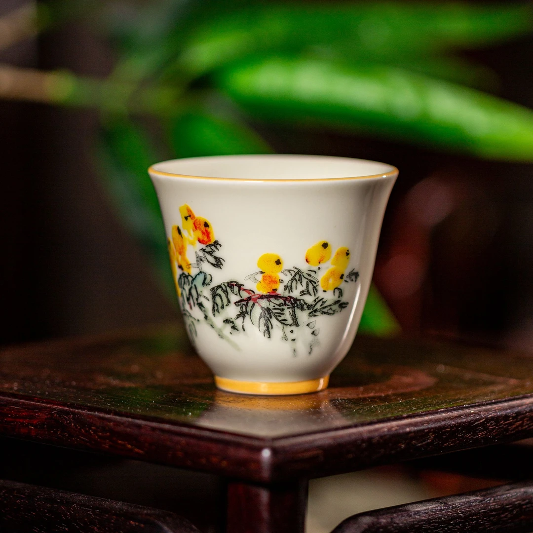 【西泠上新】吴昌硕 枇杷图登高杯HX0522