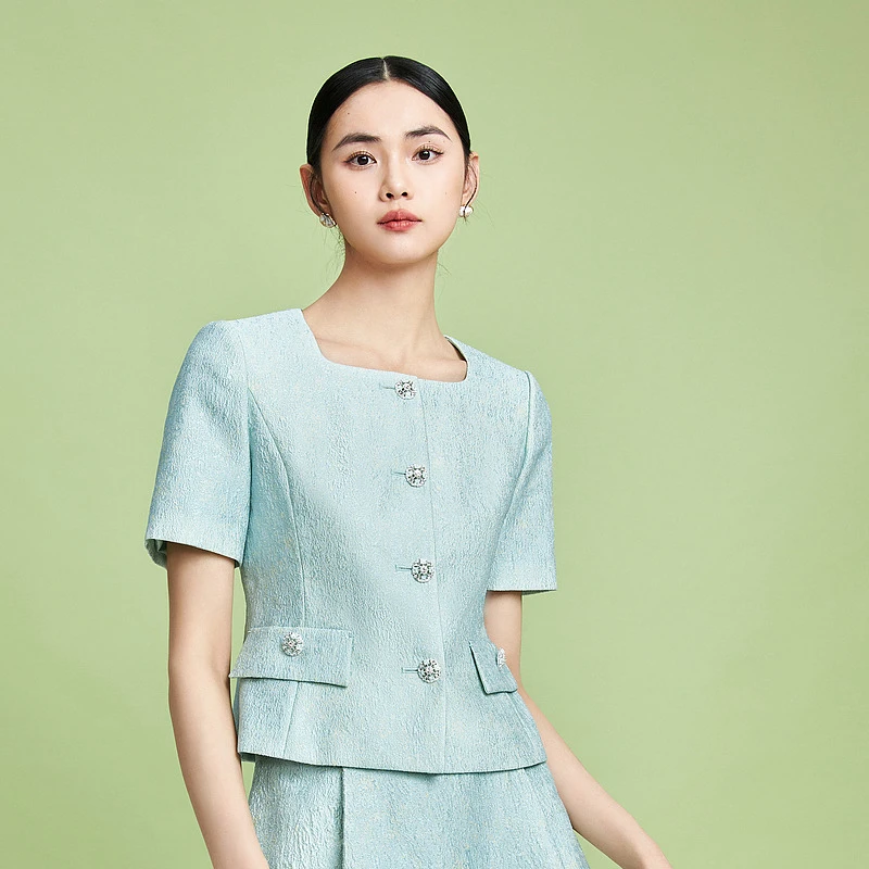 2024年新款薄荷曼波短外套立体剪裁浪漫柔美上衣-MJFB04WJK740T01