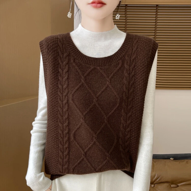 鄂尔多斯市秋冬新款100羊绒羊毛马甲背心女宽松加厚针织坎肩马夹