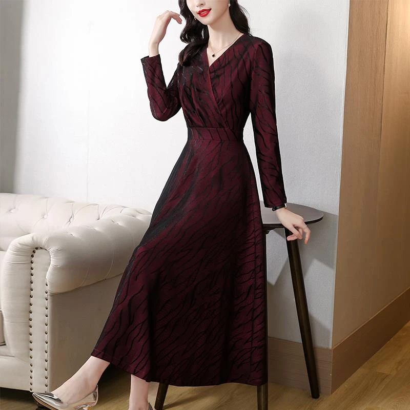 气质长袖连衣裙女高端喜婆婆婚宴装2024秋冬新款礼服中年妈妈裙子