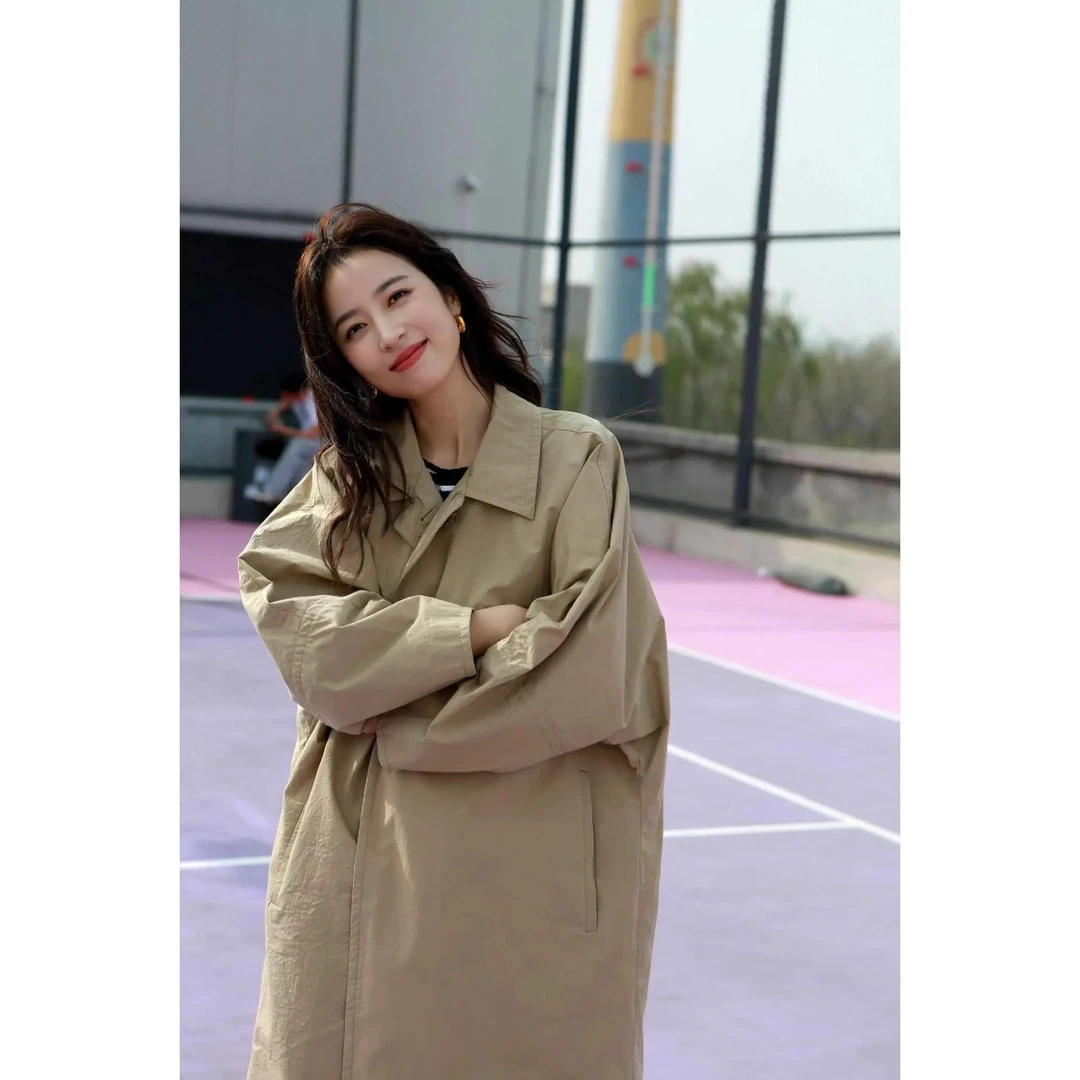 赵露思白百何周雨彤春秋卡其色宽松休闲风衣女气质翻领中长款外套