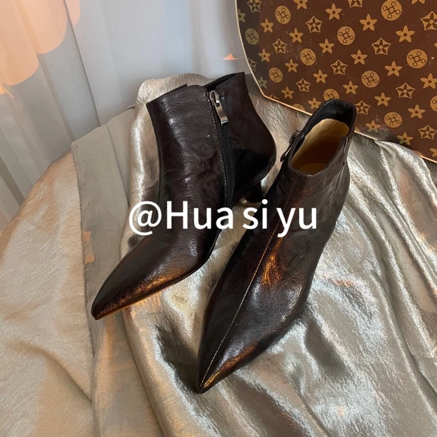 气质百搭尖头短靴女法式复古显瘦通勤裸靴时尚黑色真皮细跟细跟