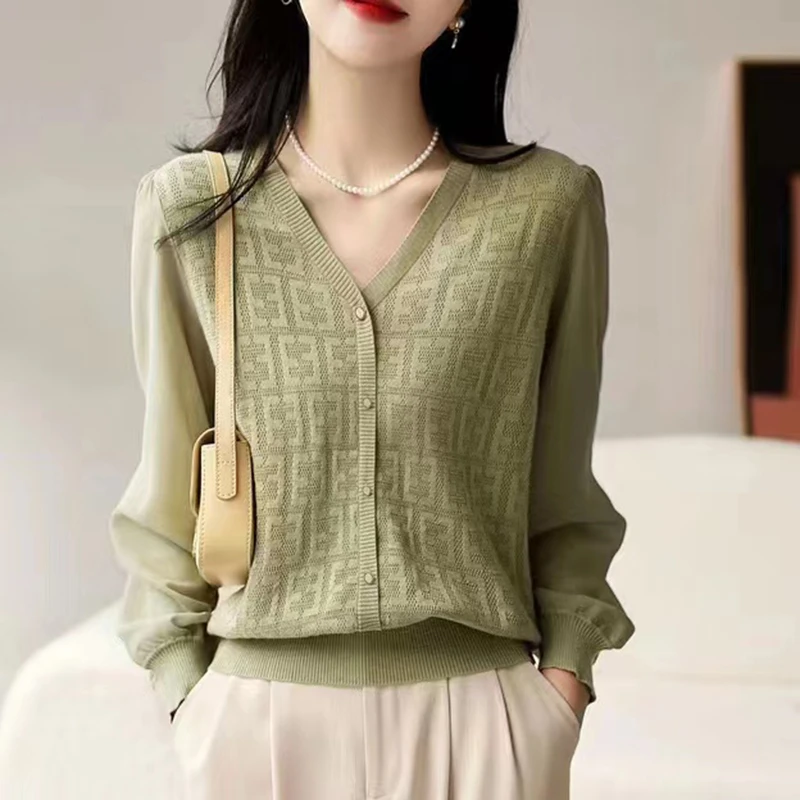 魅言商场同款2025秋季新款镂空提花衣袖拼接 V领针织衫5399747