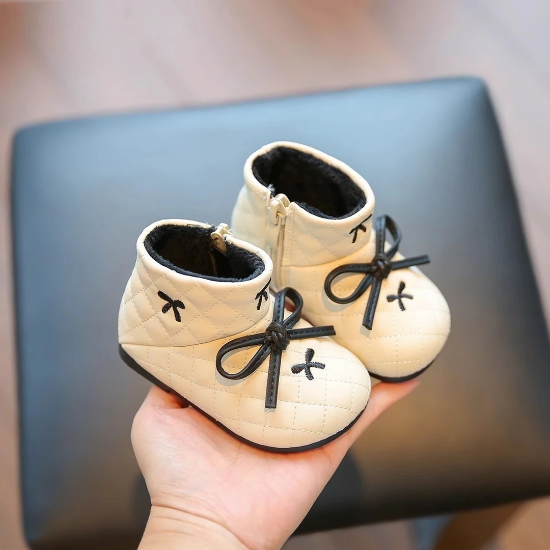 女童短靴婴儿学步鞋子软底保暖加绒皮靴宝宝儿童小童棉鞋秋冬新款