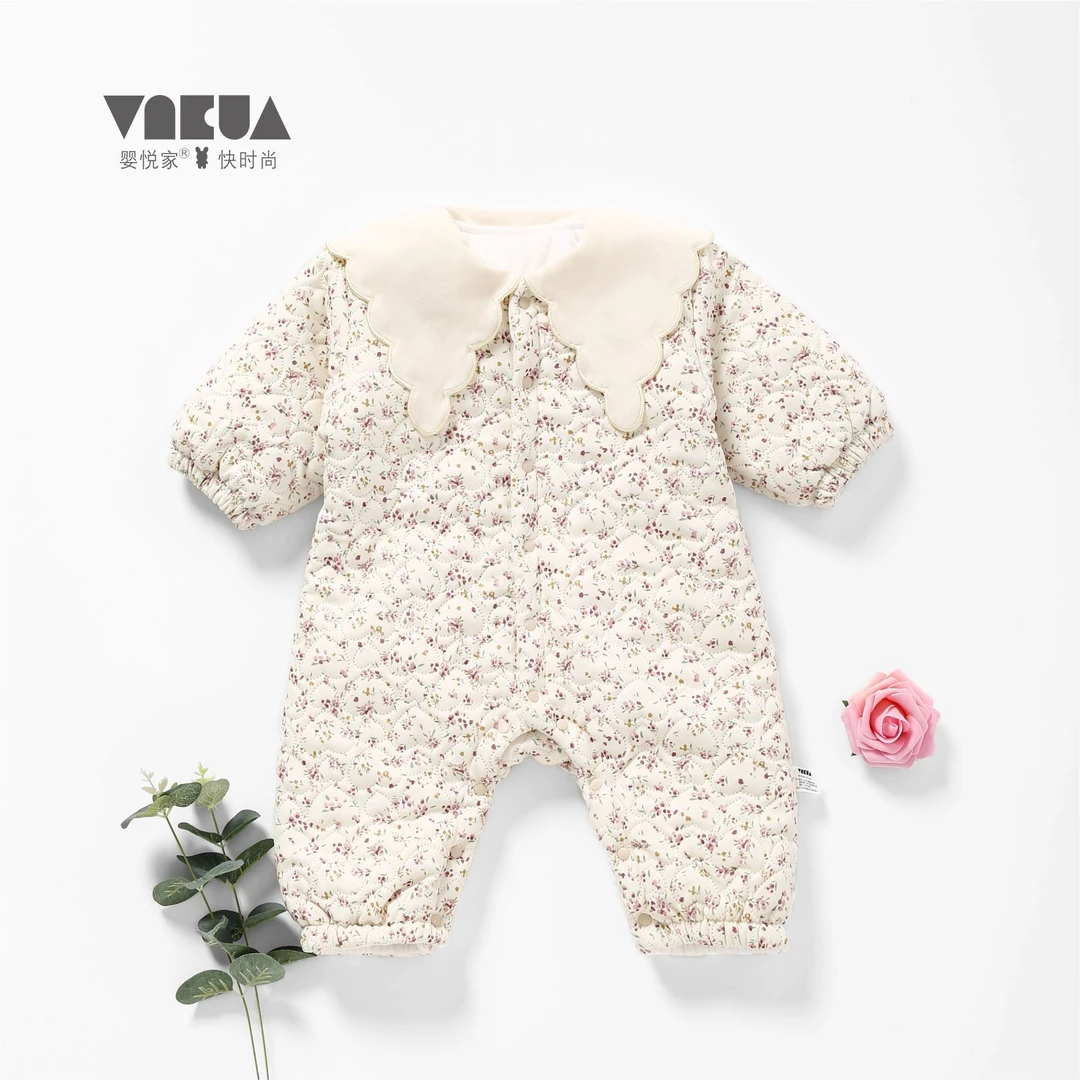 婴悦家冬季女宝宝保暖碎花小花朵朵开胸夹棉哈衣（1600克）84686