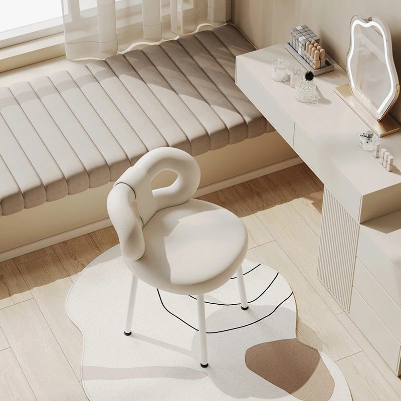 航空皮家用化妆椅卧室网红奶油风梳妆台椅子高级感蝴蝶结梳妆凳