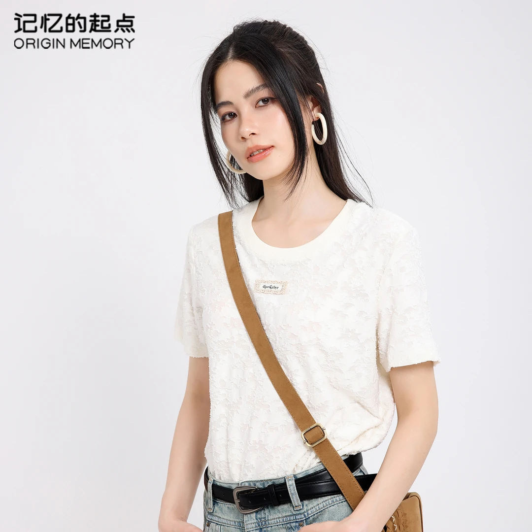 记忆的起点圆领短袖T恤女时尚夏季蕾丝贴标提花上衣68AX13082