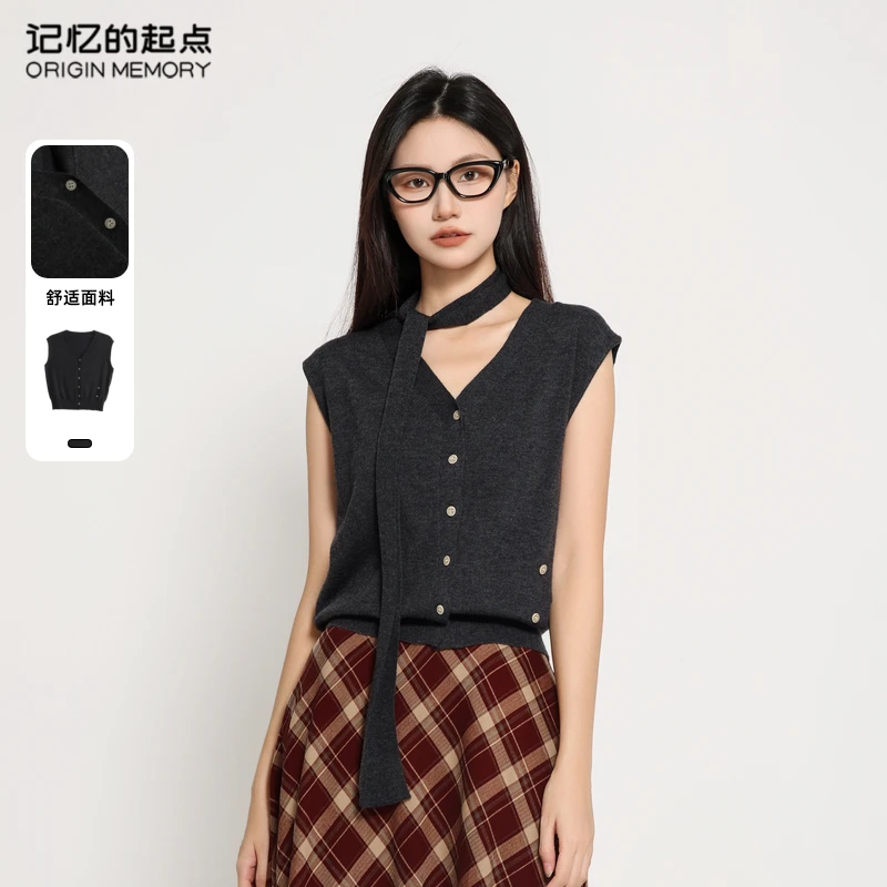 记忆的起点单排扣V领针织马甲女小个子短款无袖百搭上衣68AQ51031
