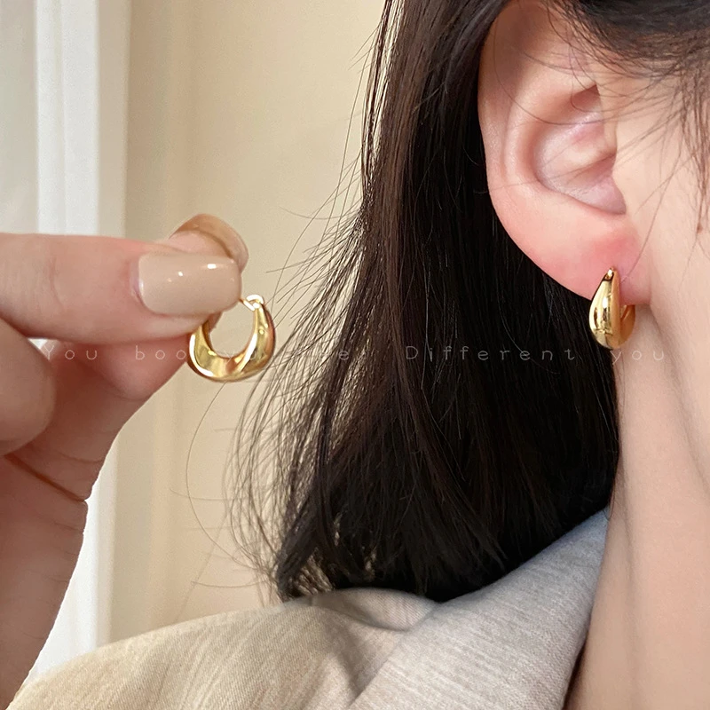 合金耳饰 素圈简约冷淡风耳圈女不规则耳扣小众高级感气质耳环潮