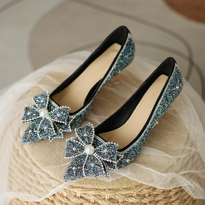 四叶草夏季高跟鞋女新款细跟水钻爆款中跟单鞋新娘鞋女款婚鞋