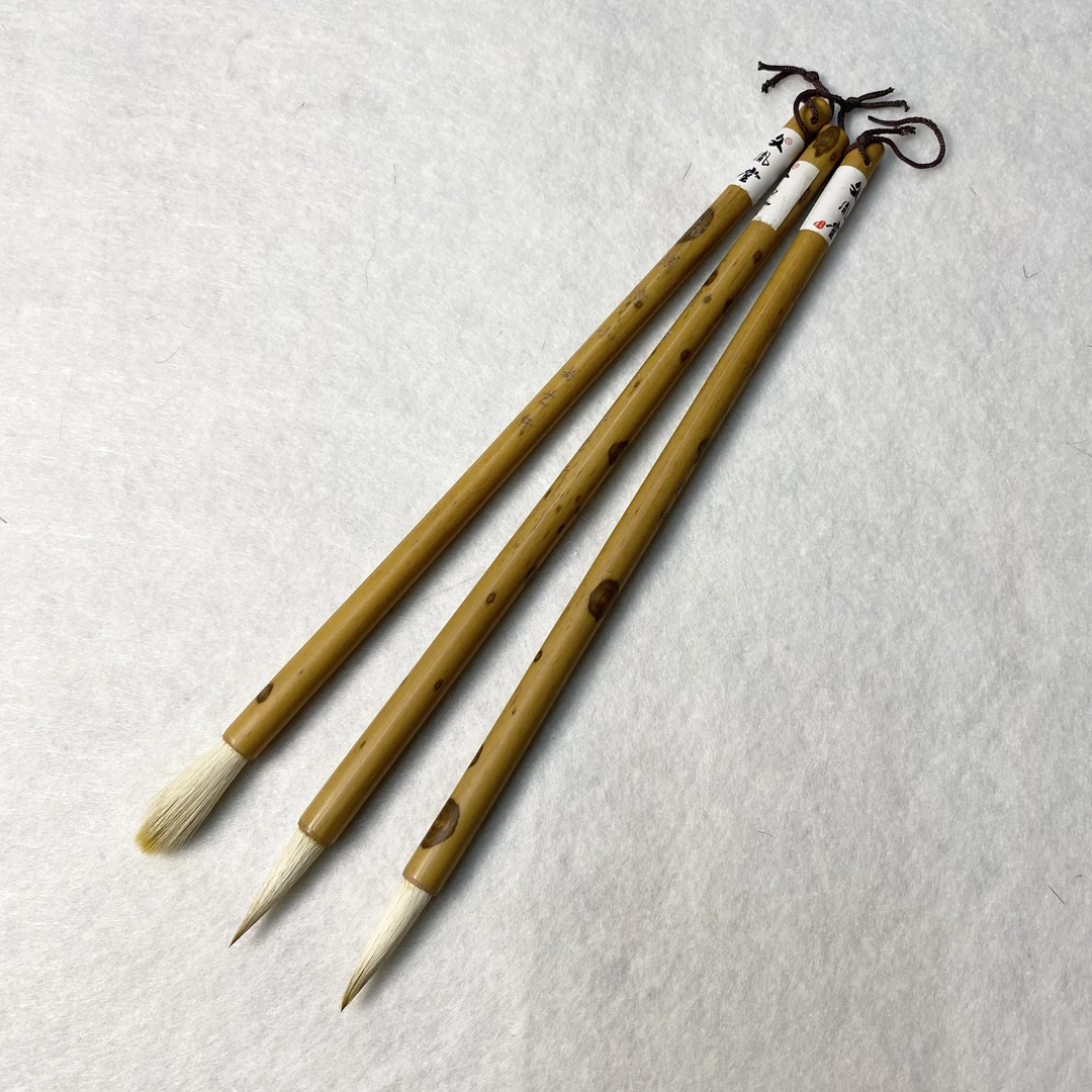 老毛笔梧桐【洁渊清】3.2厘米出锋0.8厘米口径兼毫毛笔隶书