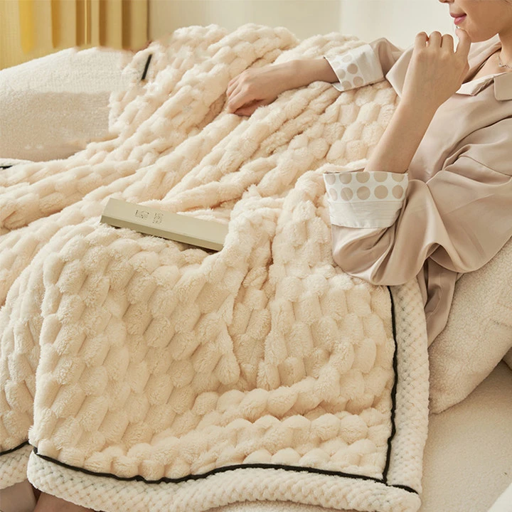牛奶绒毛毯加厚冬季加绒办公室午睡毯沙发毯盖毯珊瑚绒毯子床上用