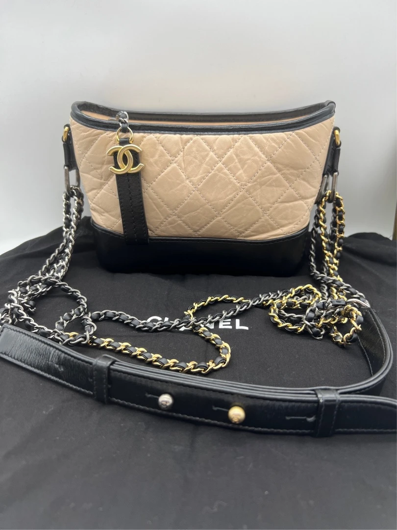 99新 Chanel/香奈儿 奶茶色小号流浪包