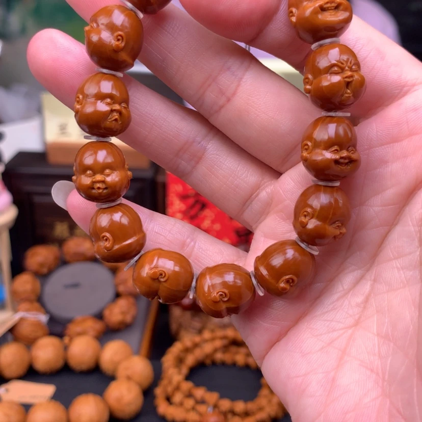 【闪购商品】橄榄核核雕百态人生